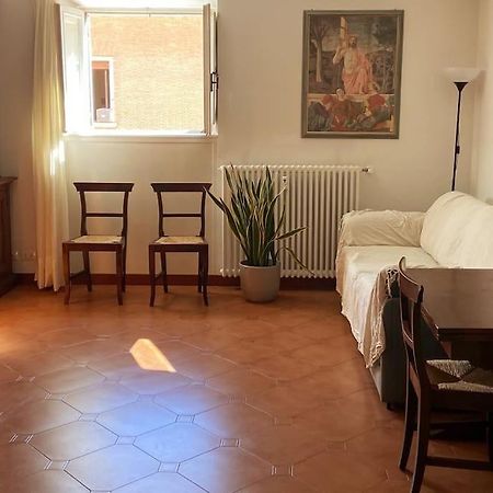 Charm And Relax In Trastevere Рим Екстер'єр фото